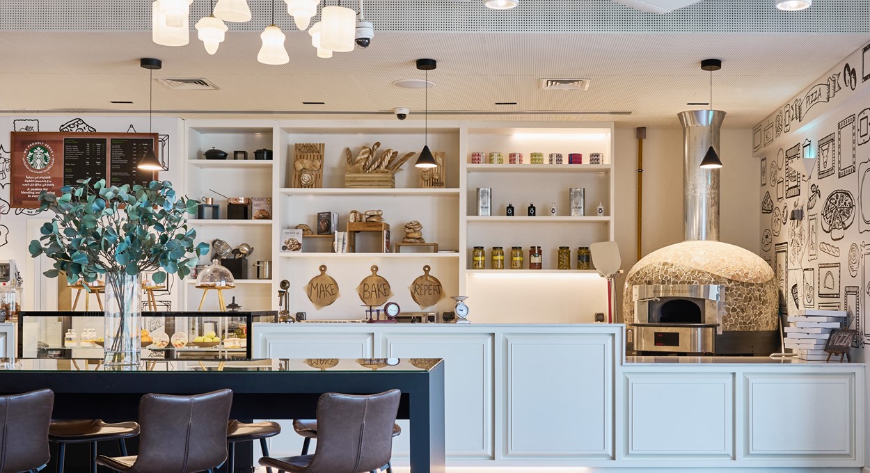 Roots Bar & Kitchen (2)